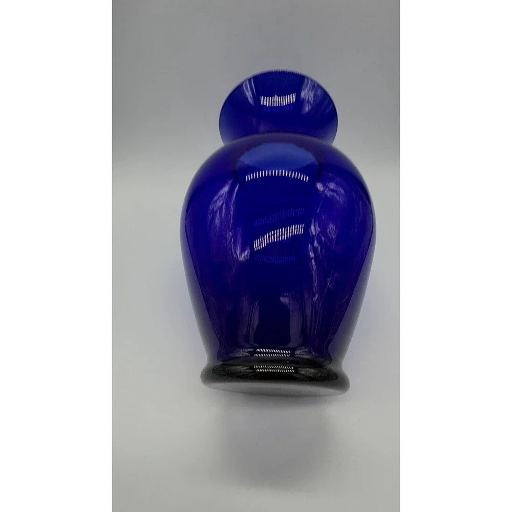 vintage cobalt blue glass vase,